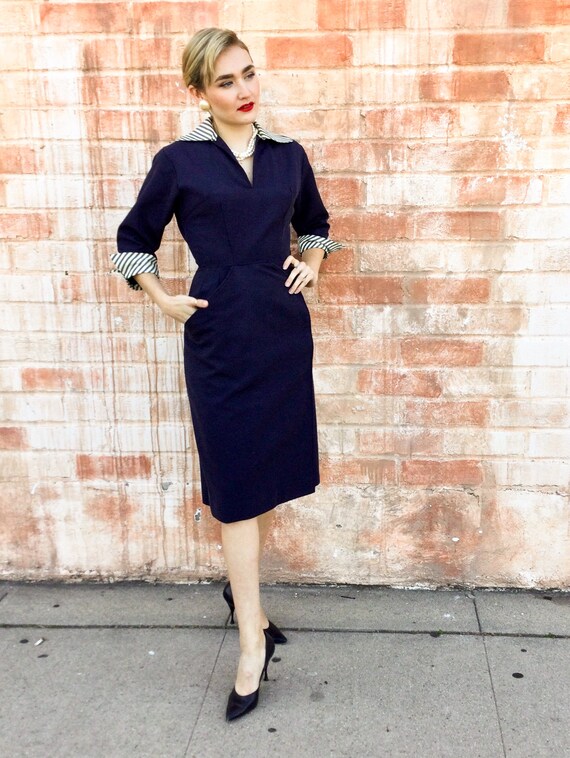 1950’s Navy Day Dress with Striped Accents - image 3