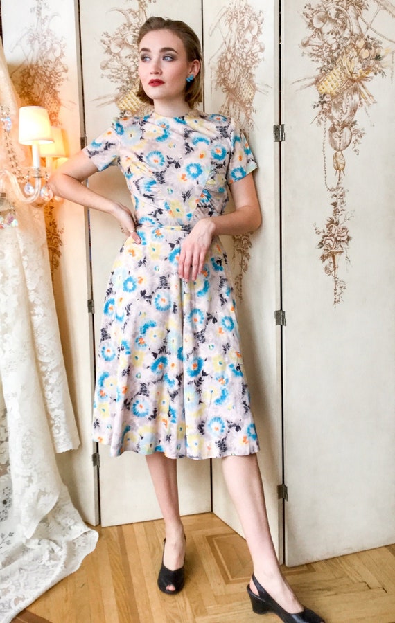 1940’s Rayon Blend Floral Day Dress