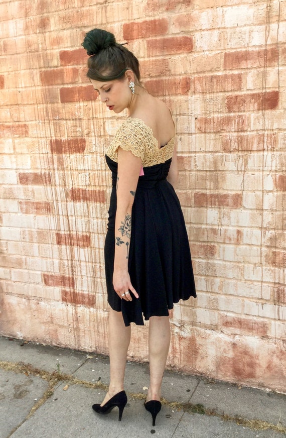 1950’s Black Crepe and Champagne Lace Cocktail Dr… - image 3