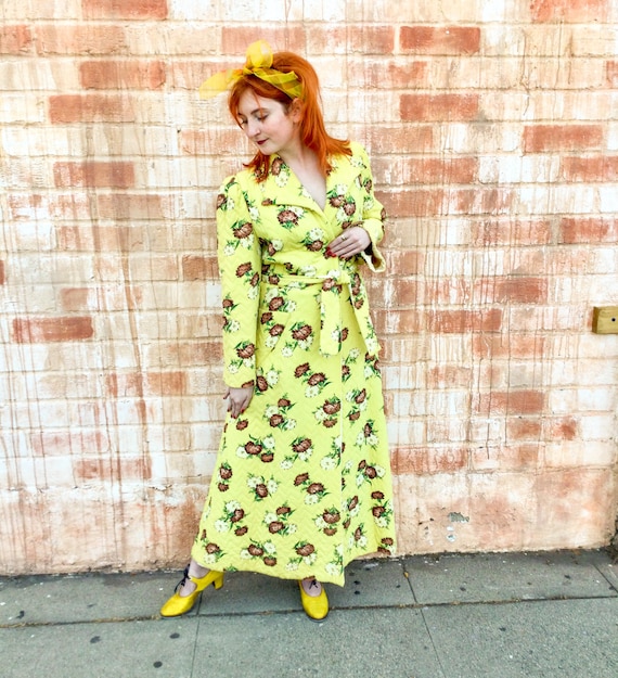 1940’s Yellow Floral Quilted Bathrobe