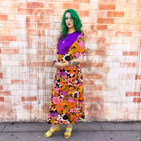 1970’s Purple Psychedelic Floral Maxi Dress with S