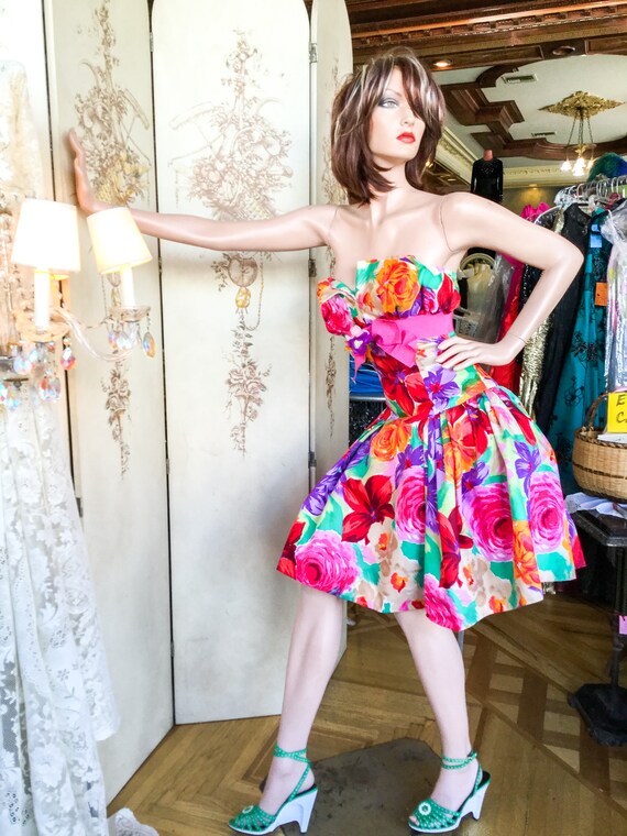 1980’s Bright Floral Strapless Victor Costa Cockta