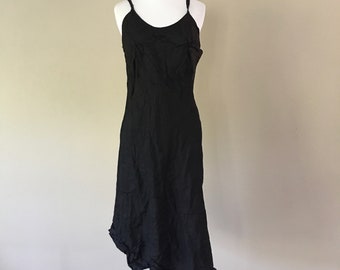 Beschädigtes Rayon-Slip-Kleid Schwarz Medium 18" Achsel zu Achsel No Label Halloween..