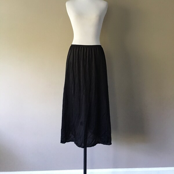 Half Slip Large Vassarette 32 Inches Long Black Style 11-122 Single Kick..