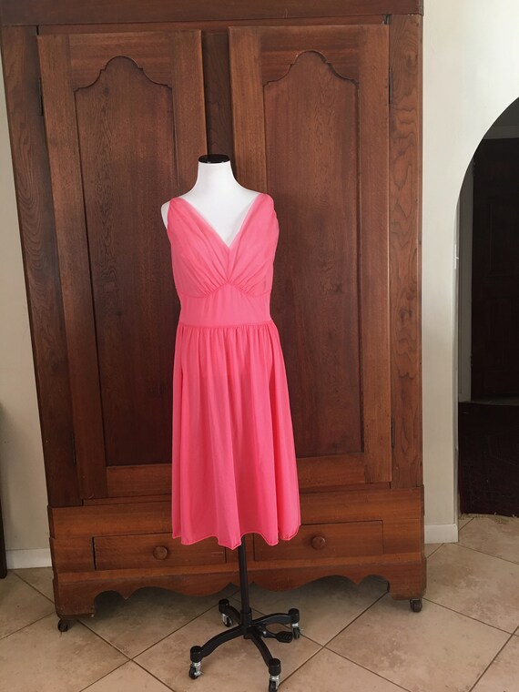 Chiffon Nightgown Fabulous Size 40 Vanity Fair 195