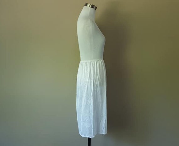 Half Slip Medium Vanity Fair 24 Inches Long Skirt… - image 8