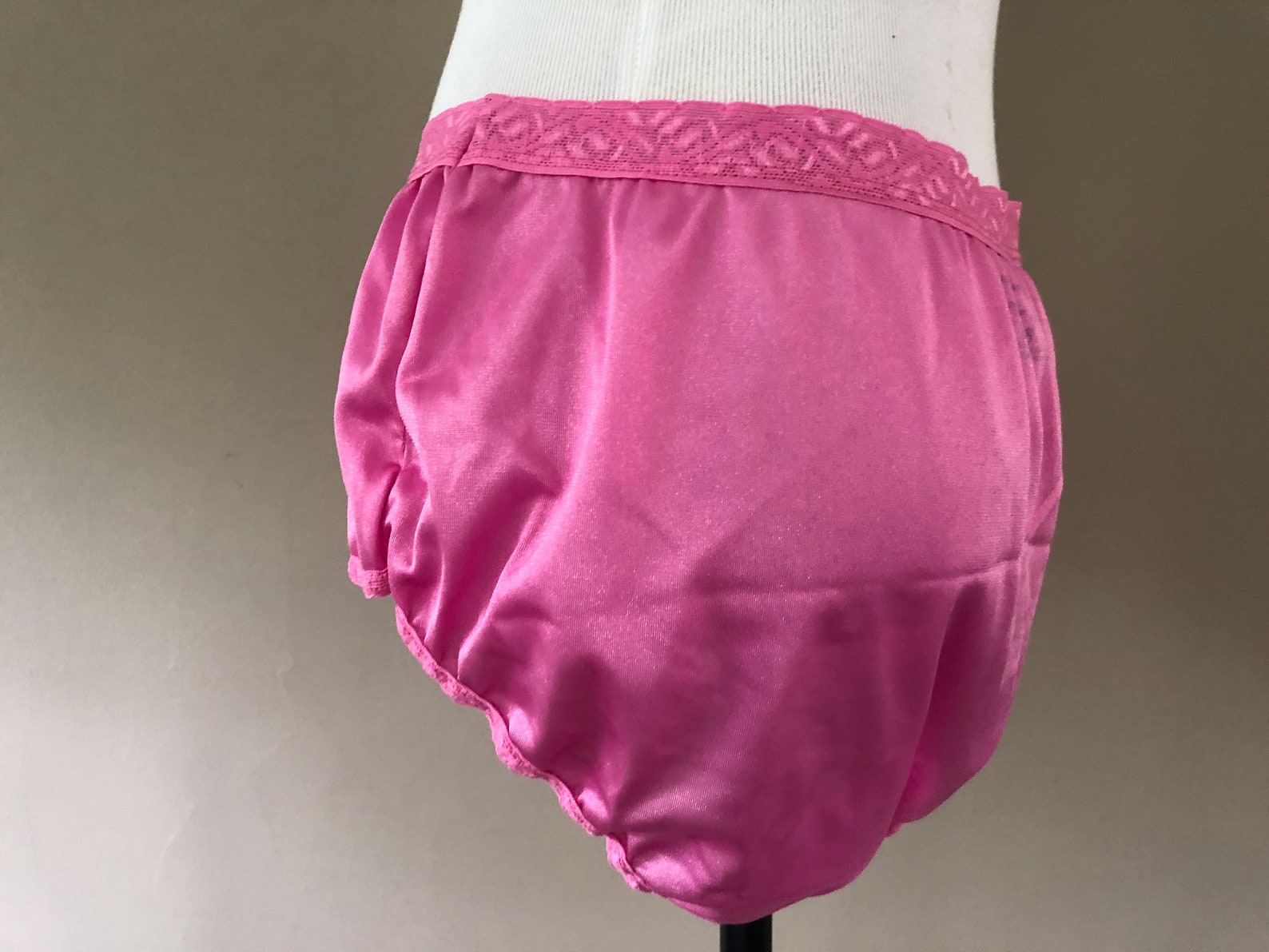 Panties Size 9 Fruit Of The Loom Pink Nylon Large Elastic Etsy