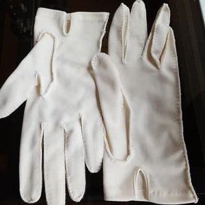 Gloves Size 6.5 Wear Right Made In Philippines Nylon White Dress Small image 3