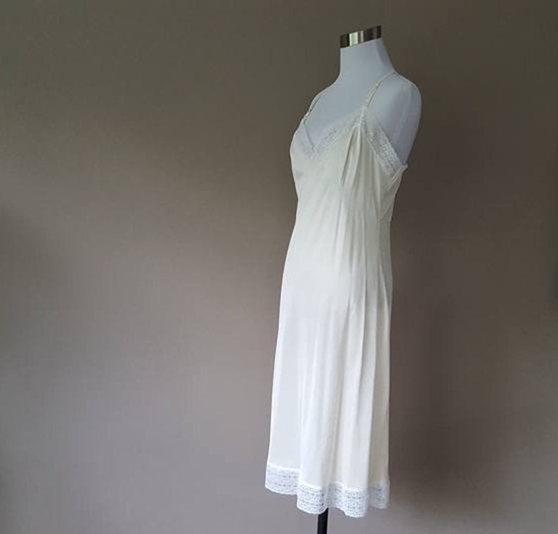Full Slip Medium Off-White with White Lace Extender Lace Hem Vintage Lingerie