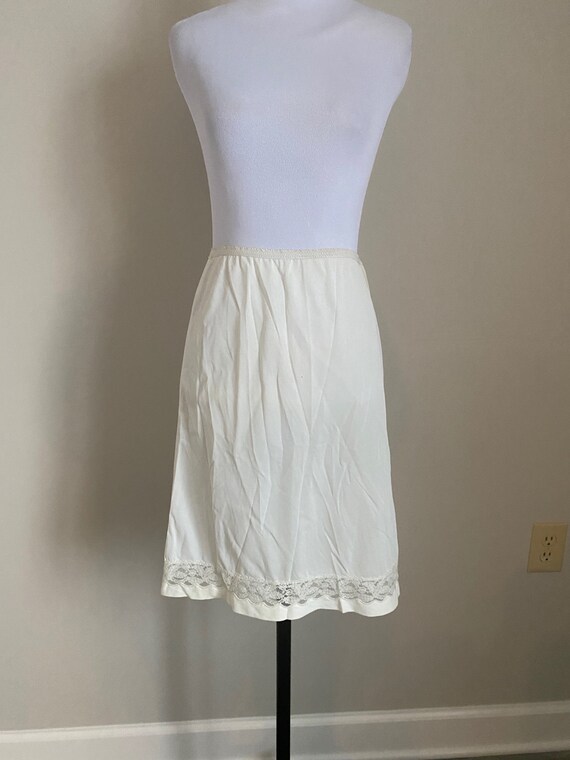 Half Slip Small L'Essential White Nylon with Lacy Lon… Gem