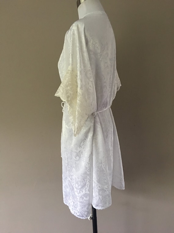 Lucie Ann II Made in USA White Robe - image 7