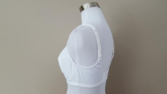 36D Bra  White Sports Bra Soft Cup Vintage Linger… - image 7