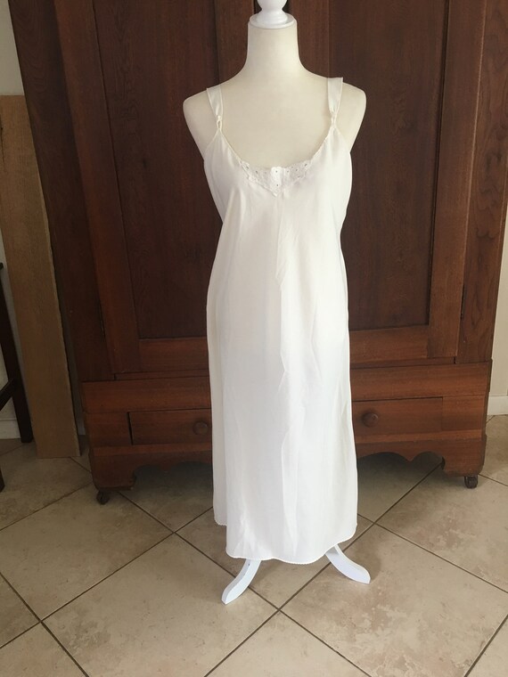 vanity fair long nightgowns