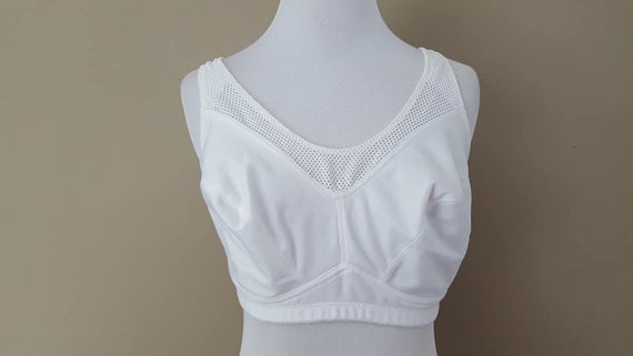 36D Bra  White Sports Bra Soft Cup Vintage Linger… - image 1