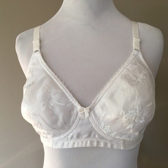 Bra 36B White Soft Cup White Lacy Soft Cup Brassiere Vintage