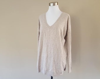 Sweater Medium American Eagle Outfitters V Neck Long Sleeve Knit Tan Oatmeal Beige Vintage Apparel