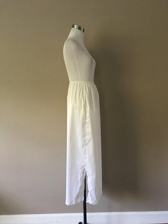 Medium 37" Long Antron Nylon Vintage Half Slip by… - image 1