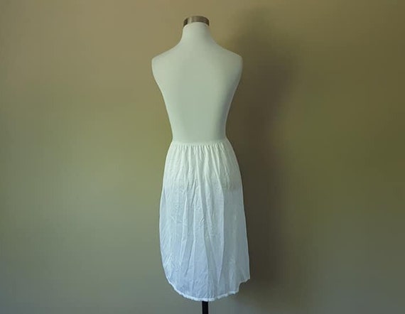 Half Slip Medium Vanity Fair 24 Inches Long Skirt… - image 6