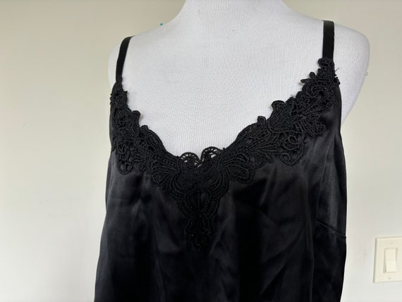 Extra Large Black V Neck Camisole   Vintage - image 2