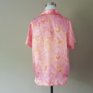 Medium Sleep Shirt, Delicates Bed Top, pink pajama shirt, Satin sleep top, Short Sleeve bed top, Vintage Lingerie image 5