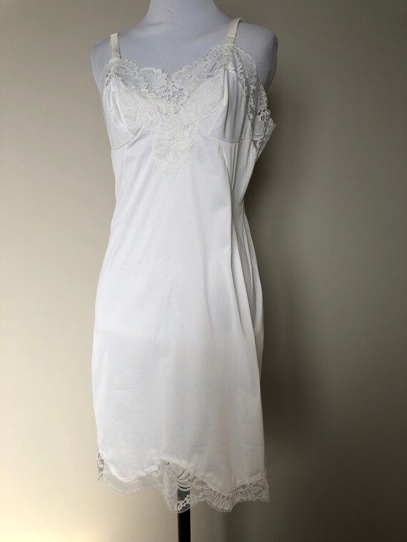 Full Slip Short 34 Polyester Off White Sears, Roebuck… Gem