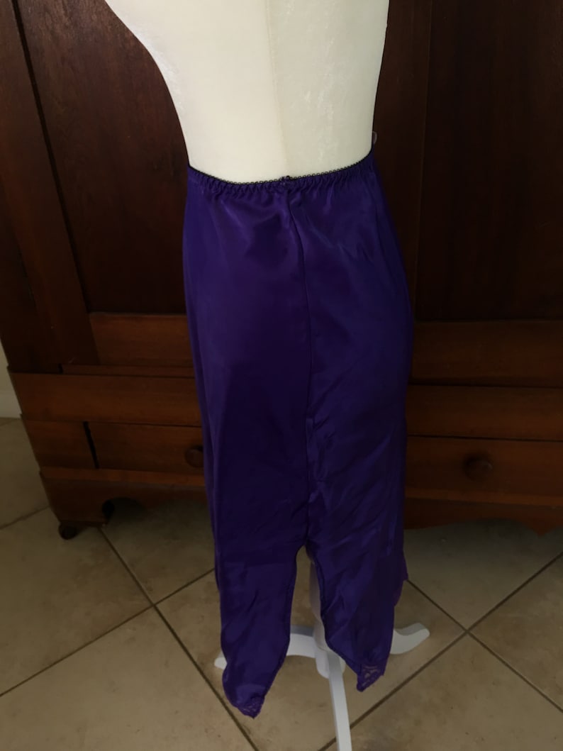 Extra Small 31 Half Slip Long 20 Waist Purple Shiny Satin Lace Extender Made in USA