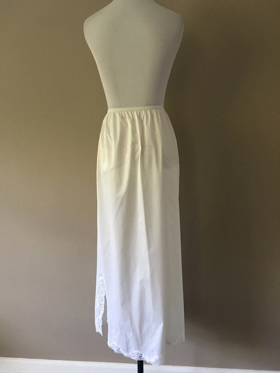 Medium 37" Long Antron Nylon Vintage Half Slip by… - image 4