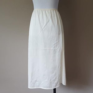 Half Slip Medium  Sliperfection White  Nylon  27 29 Waist  Vintage Lingerie