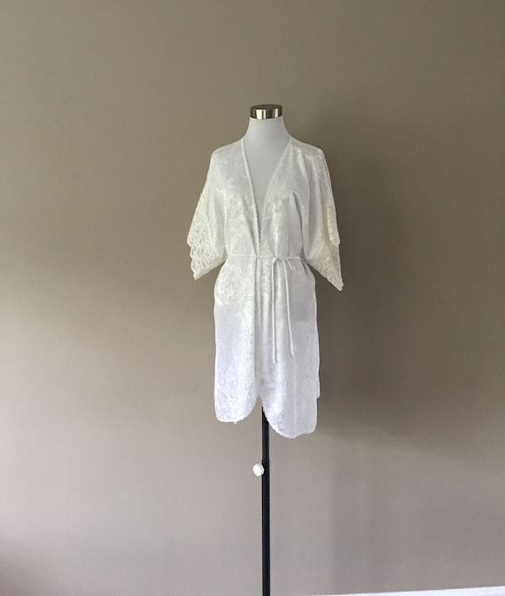 Lucie Ann II Made in USA White Robe - image 1