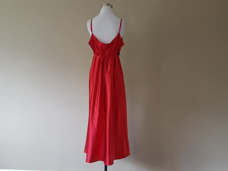 Peignoir and Gown XL Delicates Red Long Black Lace Trim Vintage Lingerie