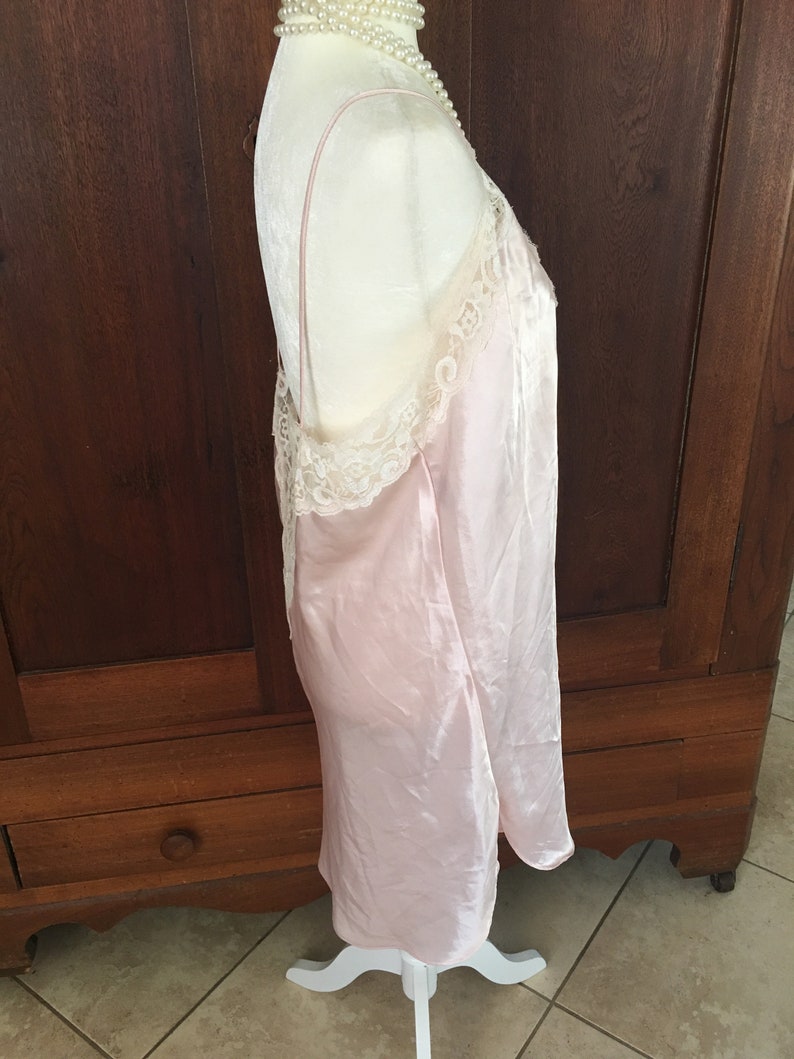 1X Delicates Made in USA Nightgown Pink Lace