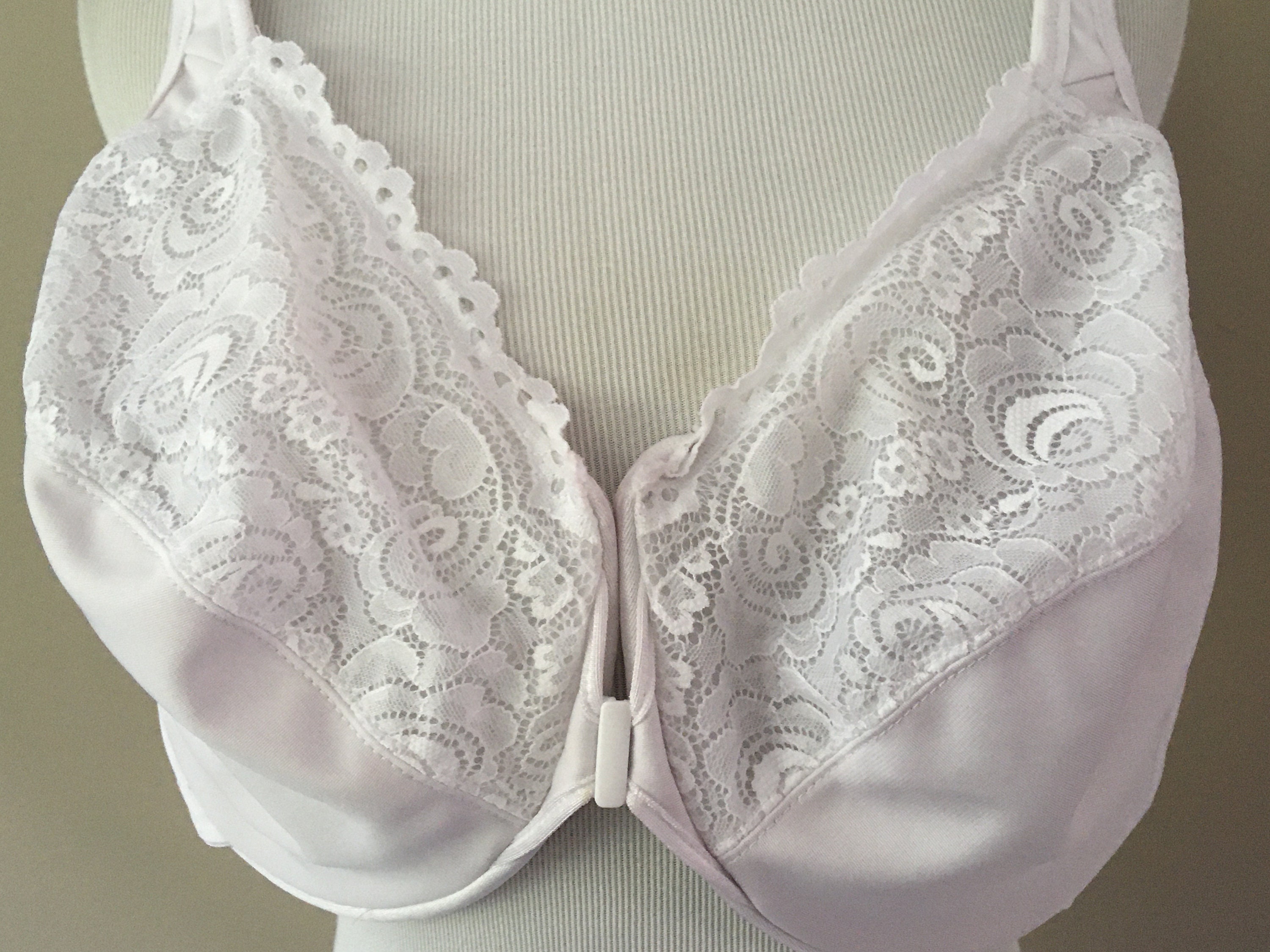 Bra 46D Glamorise White Lacy Bra Front Closure Underwire Wide Etsy