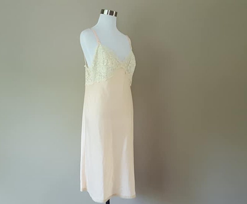 Full Slip Size 38 Olga Pink Apricot Ecru Lace Nylon Slip Dress Large Vintage Lingerie