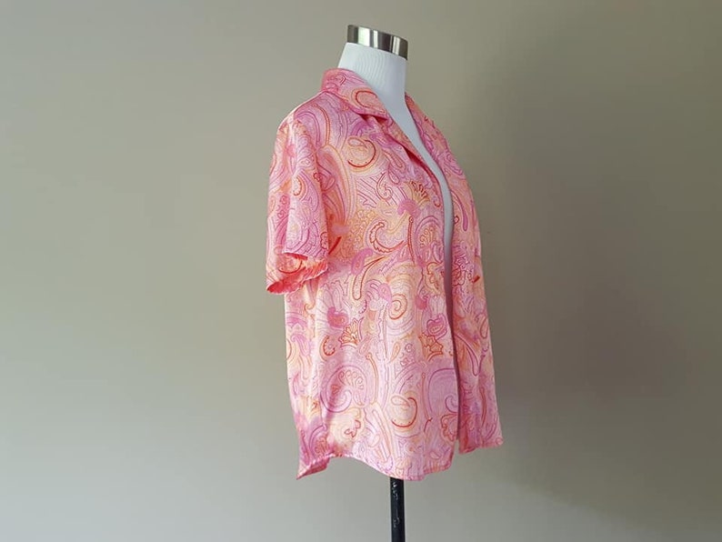 Medium Sleep Shirt, Delicates Bed Top, pink pajama shirt, Satin sleep top, Short Sleeve bed top, Vintage Lingerie image 8