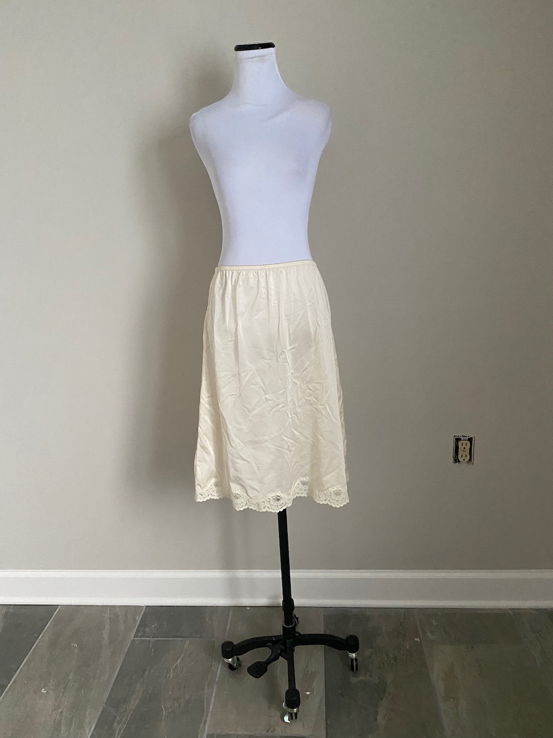 24 Long Large Mel lin Half Slip Cream Lace Extender... Etsy