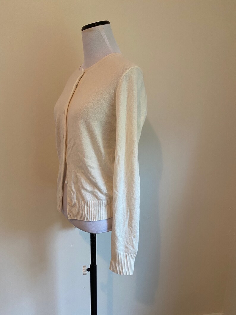 Crew Winter White ... CASHMERE Medium Cardigan Sweater By J