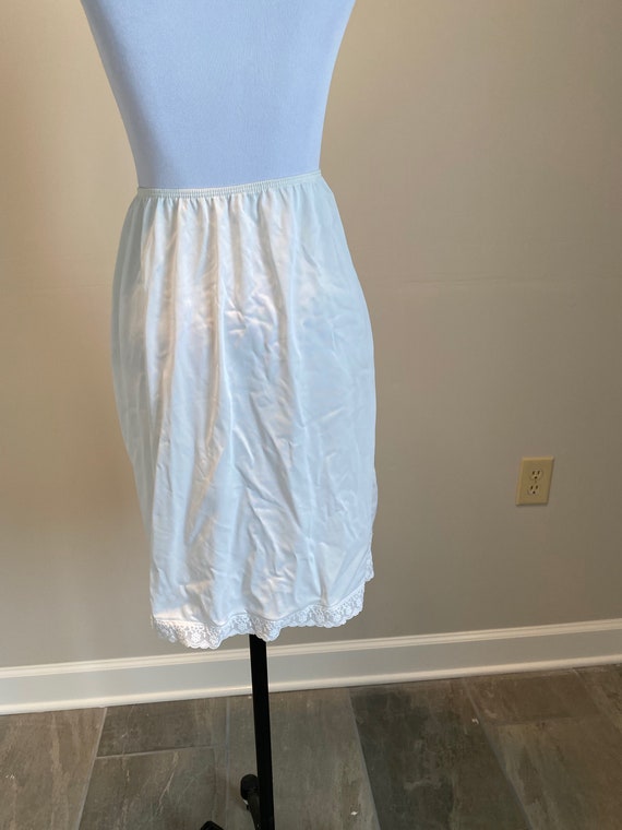 22" Medium Half Slip Sears "The Doesn't Slip" fits 2… Gem