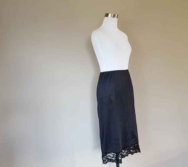 Half Slip 2X Plus Size 28 Long Black Nylon 3 Inch Extender Lace Hem A-Line Vintage Lingerie