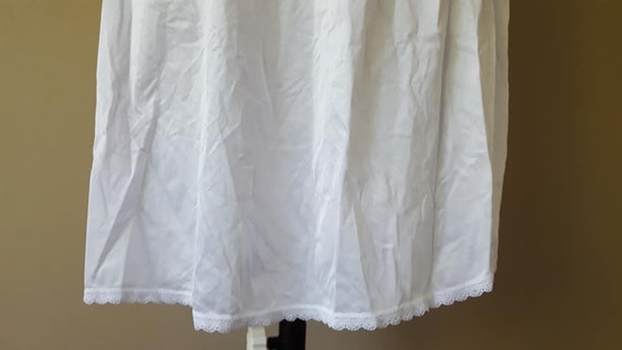 Half Slip Medium Vanity Fair 24 Inches Long Skirt… - image 2