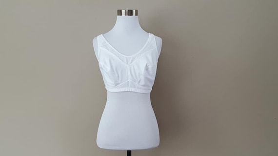 36D Bra  White Sports Bra Soft Cup Vintage Linger… - image 2