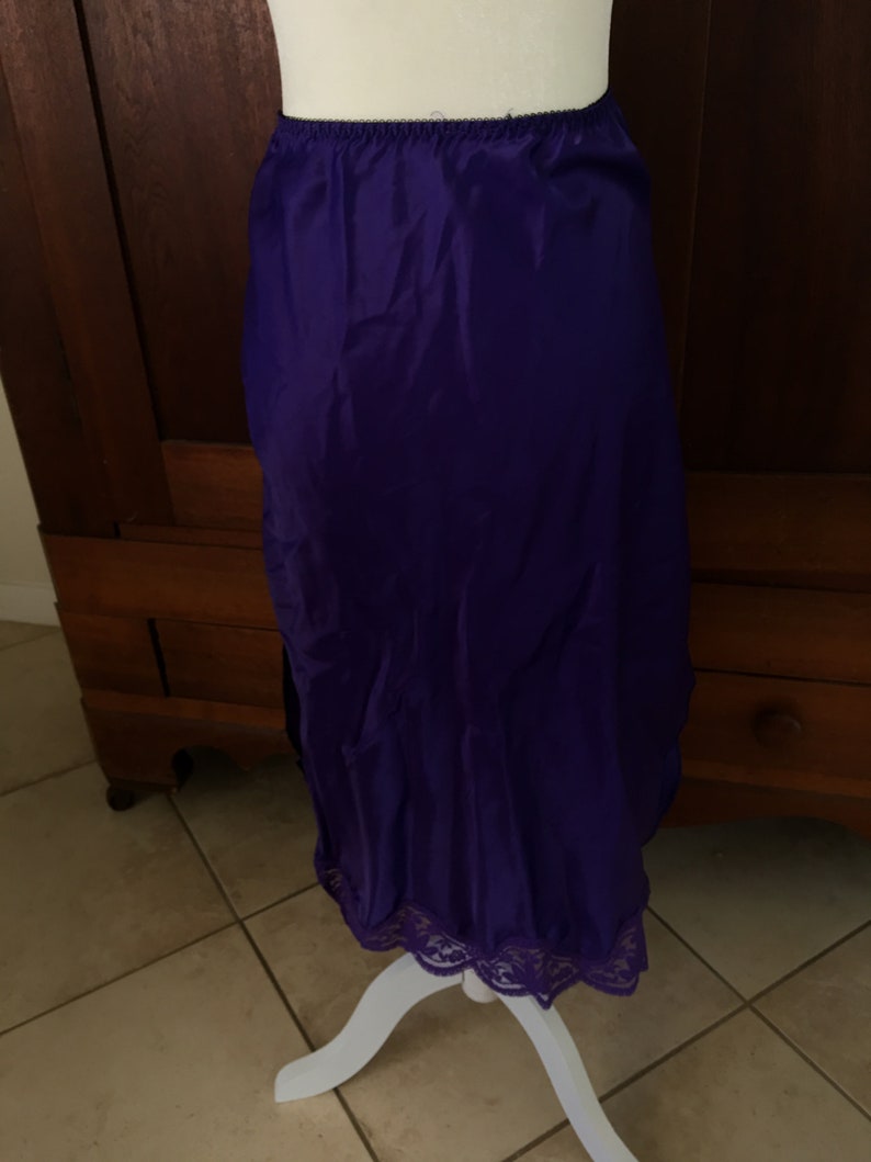 Extra Small 31 Half Slip Long 20 Waist Purple Shiny Satin Lace Extender Made in USA