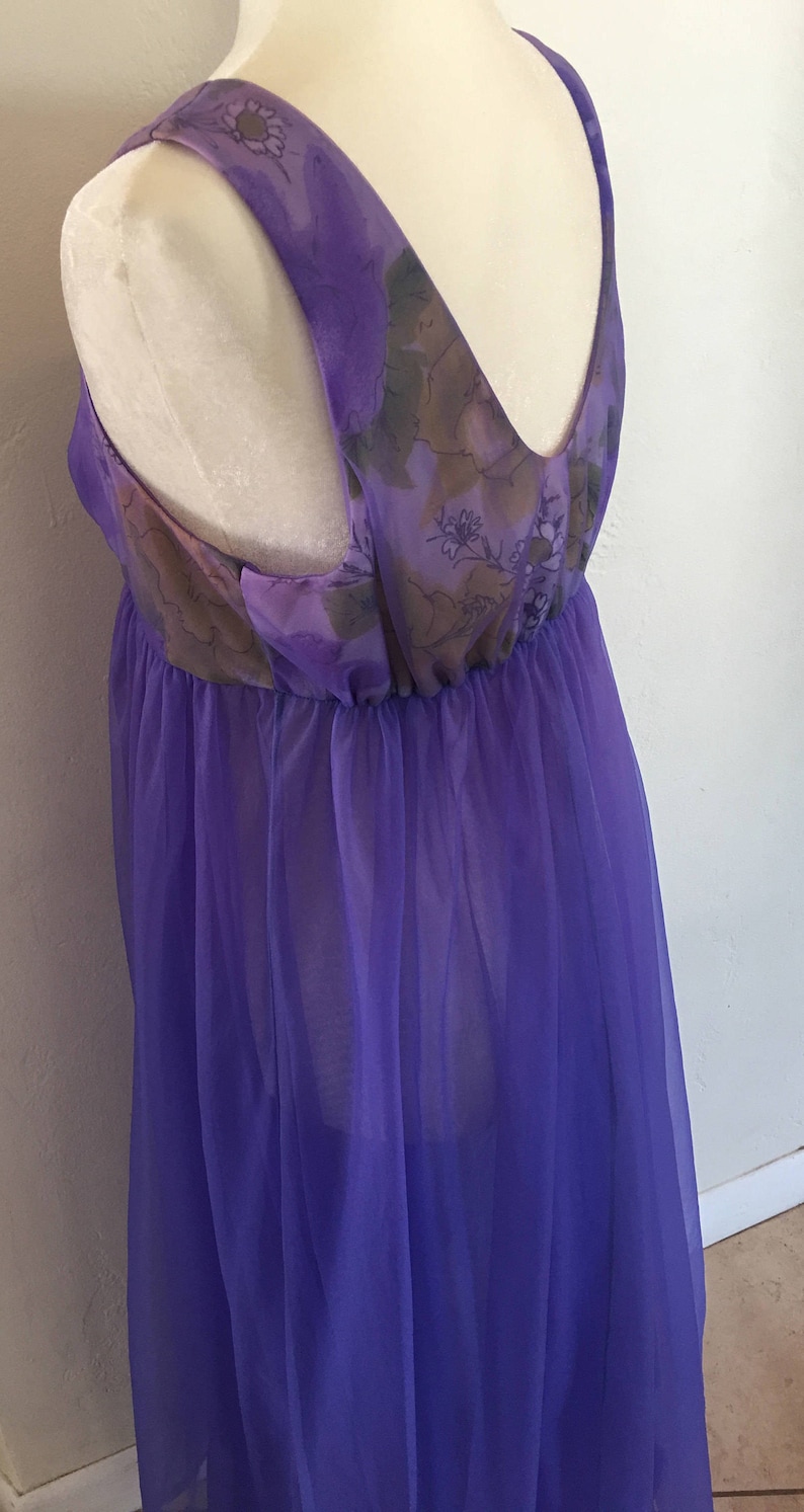 Wear it like Mrs Maisel Medium Montgomery Ward Peignoir Set Fabulous 1960/'s Deep Purple Chiffon Peignoir Set Medium 200 Sweep Vintage