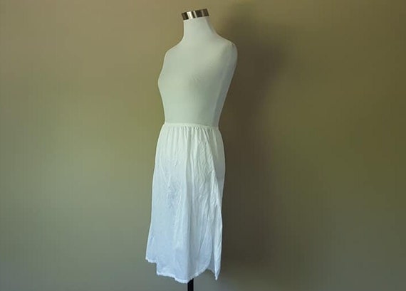 Half Slip Medium Vanity Fair 24 Inches Long Skirt… - image 4