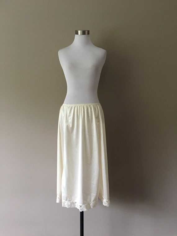 Large Half Slip 28" Long White Gem