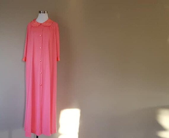 Robe Medium Watermelon Pink  Nylon Pocket Ankle L… - image 3