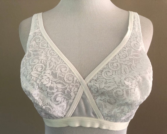 Bra 36C Playtex White Lacy Everyday Basics Brassiere Vintage Lingerie 