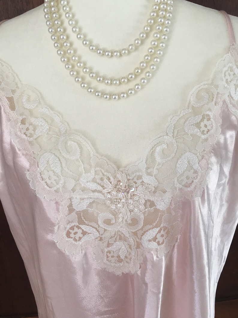 1X Delicates Made in USA Nightgown Pink Lace