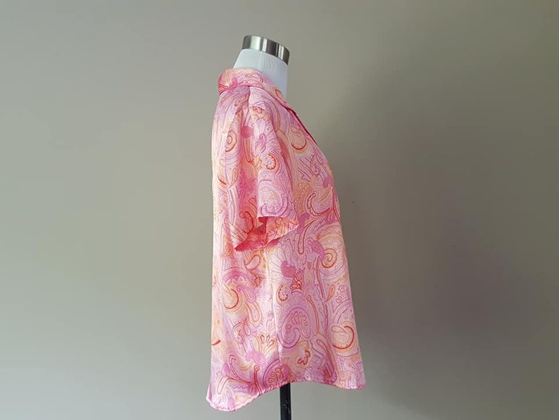 Medium Sleep Shirt, Delicates Bed Top, pink pajama shirt, Satin sleep top, Short Sleeve bed top, Vintage Lingerie image 7