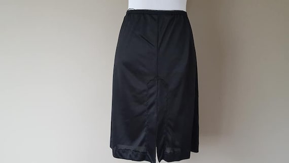 Half Slip Medium Black Nylon Slip Skirt Rear Cath… - image 1