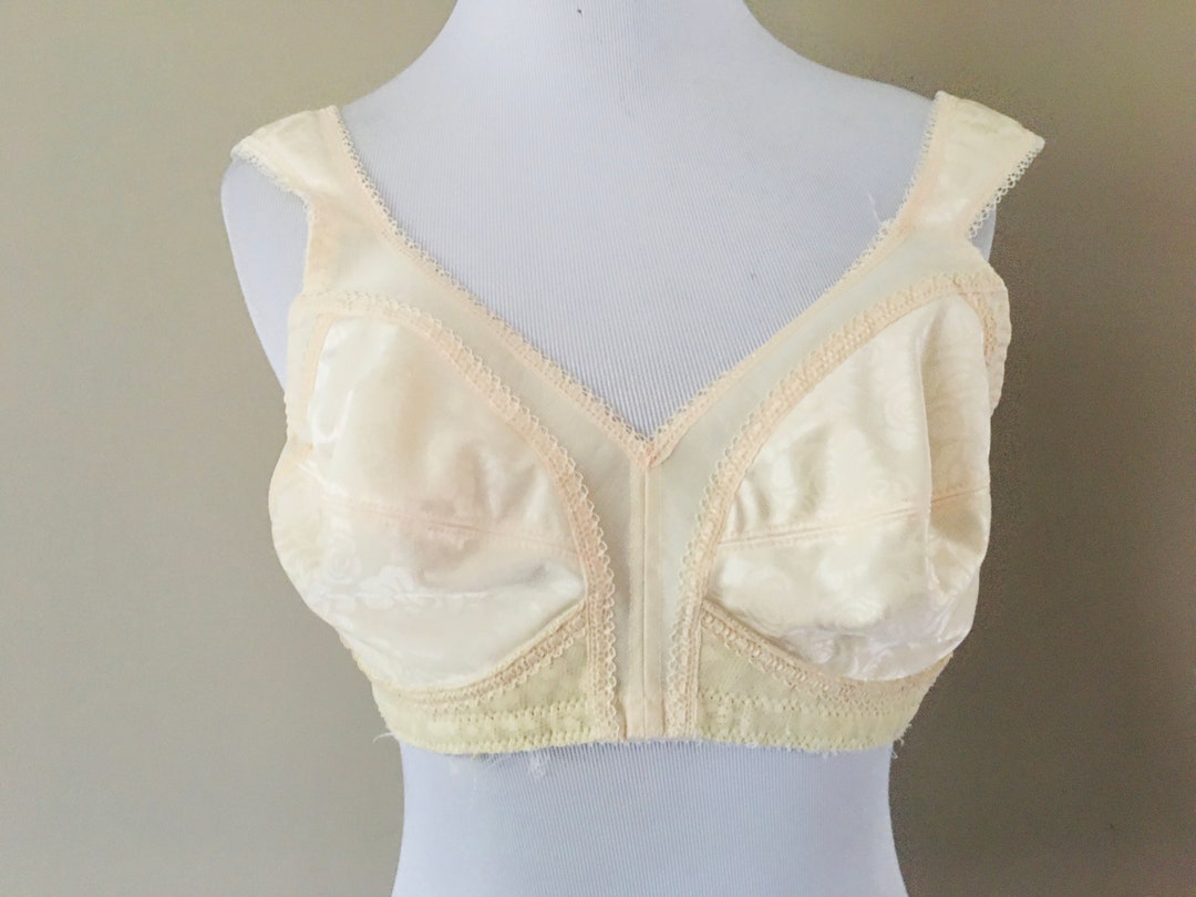 Bra 38B 18 Hour Playtex Nude Soft Cup Nylon Spandex Blend Vintage